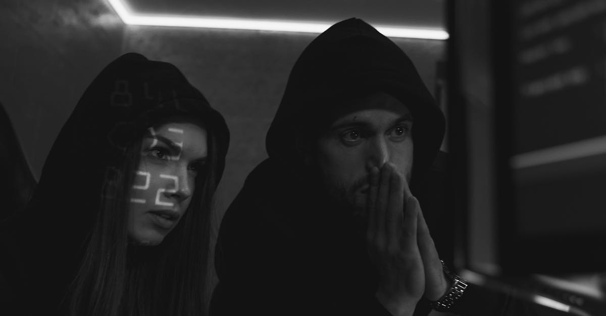 微信号码批发：流量卡的续费和充值优惠技巧