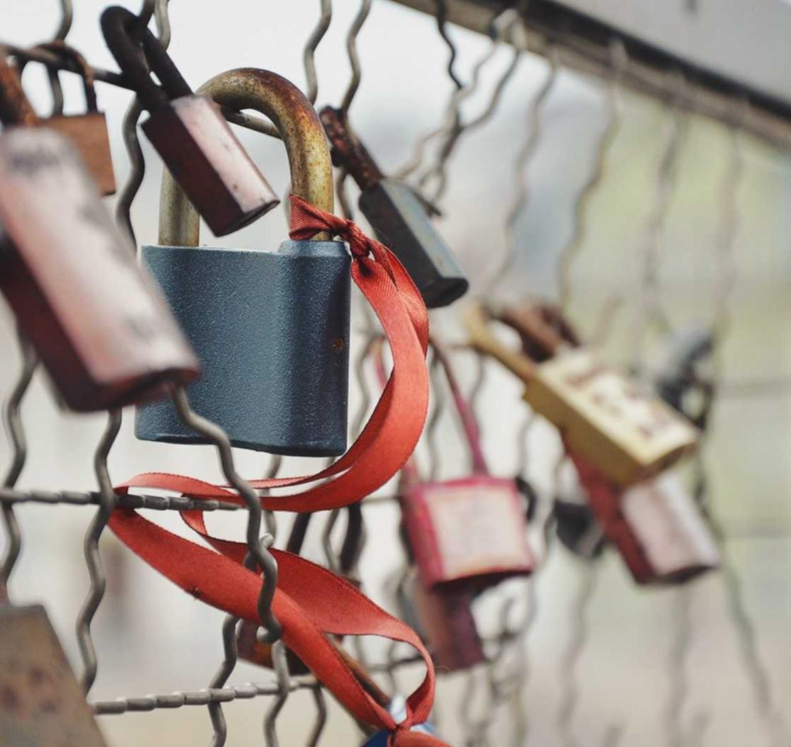 微信新老号买卖：短信中如何包含礼券和折扣码